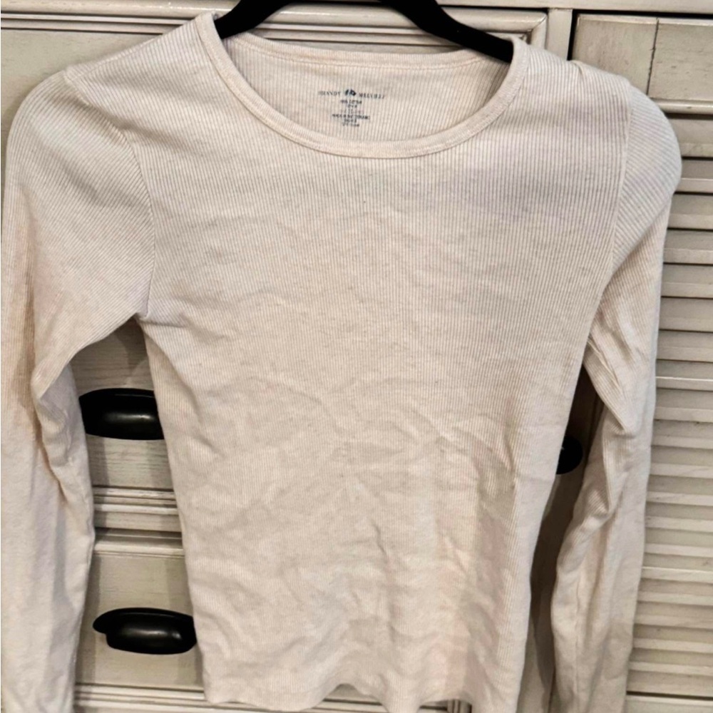 brandy melville long sleeve shirt